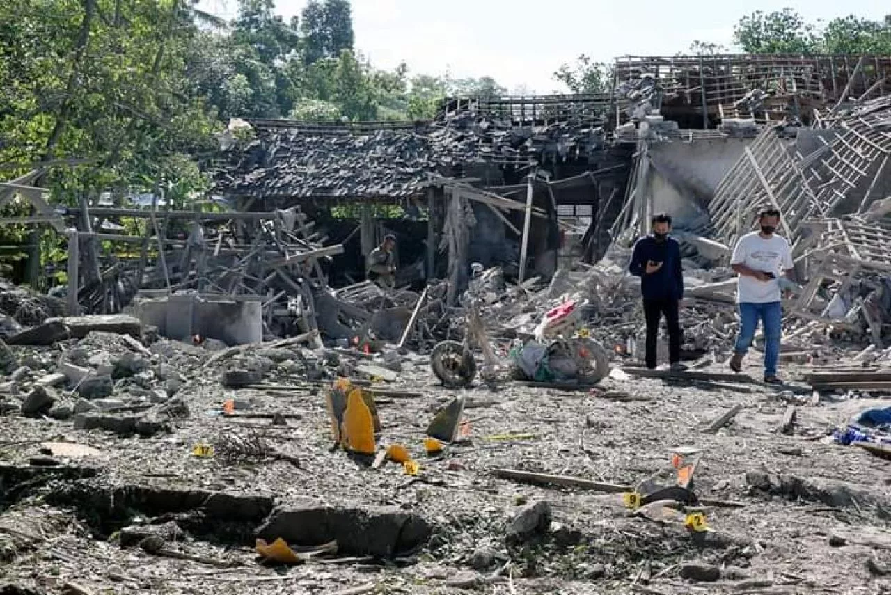 Akibat Petasan, Puluhan Rumah di Blitar Hancur dan 4 Korban Meninggal