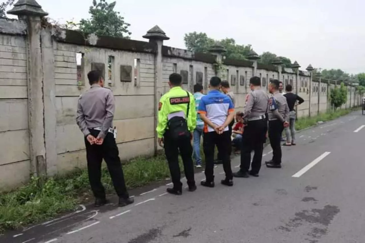 Tabrak Lari di Plumbungan Sragen, Satu Korban Luka Berat dan Tewas di TKP