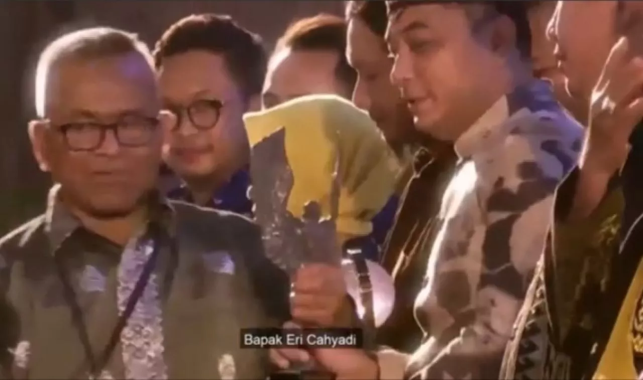 Program Dandan Rutilahu Antar Eri Cahyadi Raih Anugerah Kebudayaan PWI