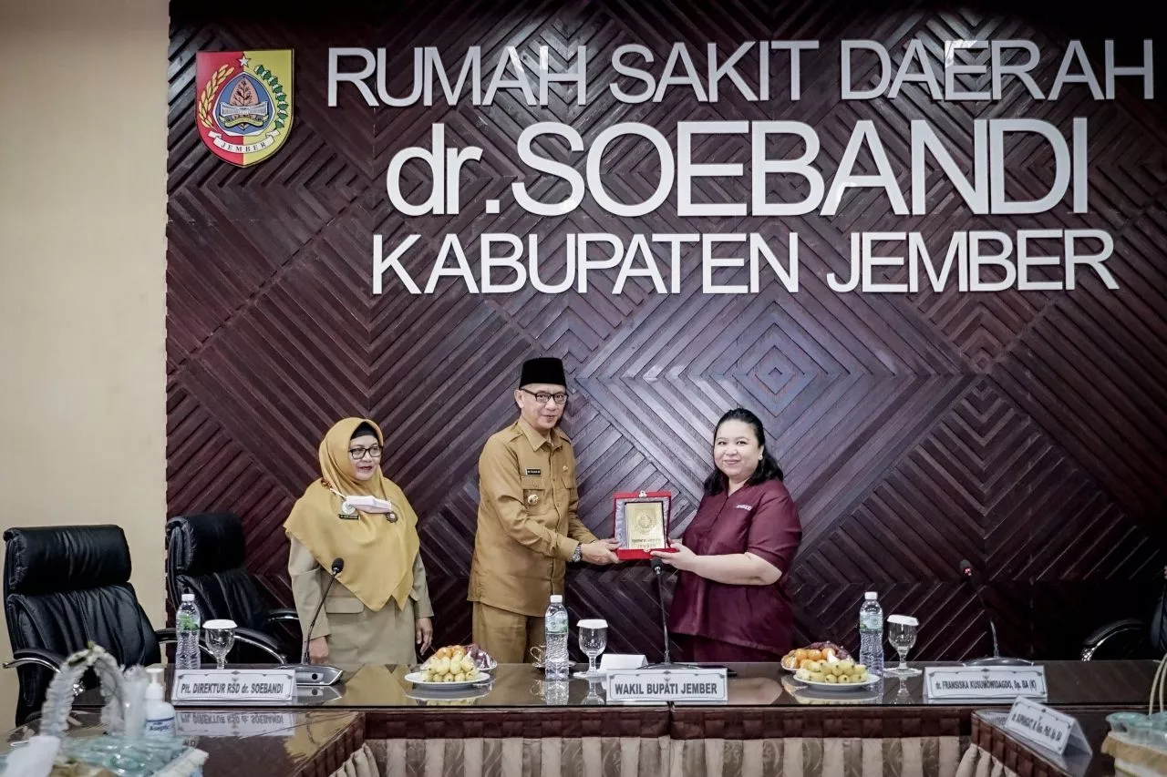 RSD. dr. Soebandi Jember Lakukan Operasi Perdana Pembuatan Anus