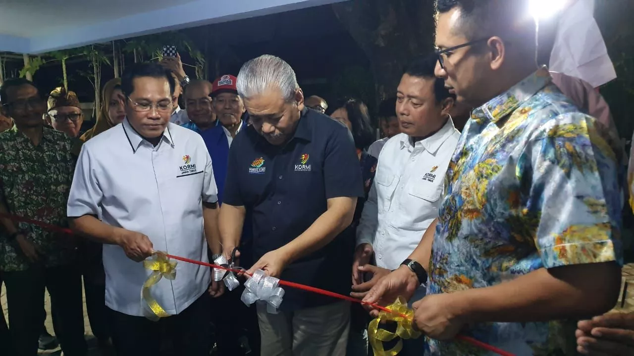 Khofifah Indar Parawansa Hadiahi Kantor Baru KORMI Karena Juara dua FORNAS