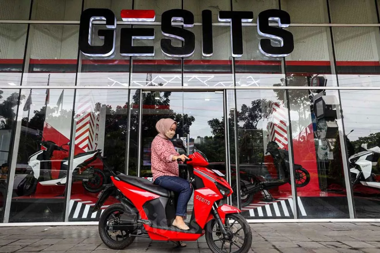 Beralih ke Motor Listrik, Kendaraan Operasional Bensin Pemkot Surabaya Dilelang