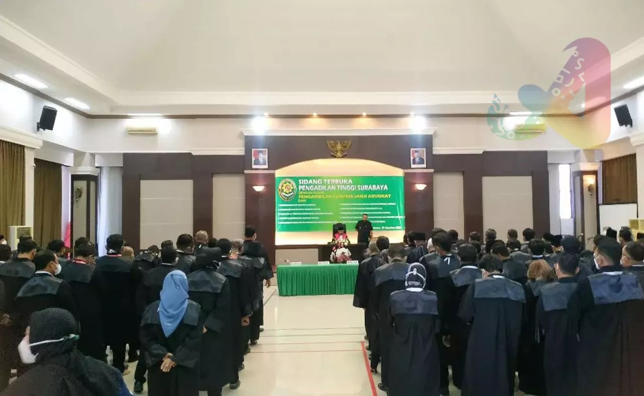 Pengadilan Tinggi Surabaya Gelar Pengambilan Sumpah 146 Calon Advokat