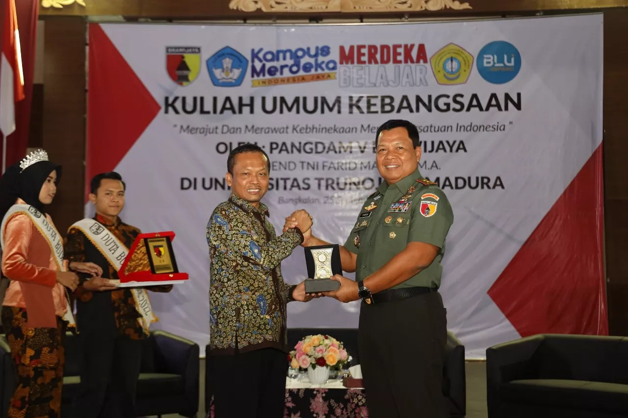 Mayjen Farid Makruf Beri Pembekalan di Universitas Trunojoyo