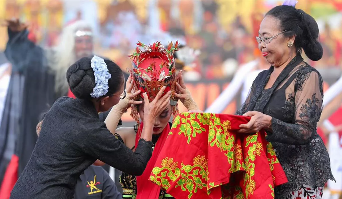 Festival Gandrung Sewu, 1.200 Penari Beraksi di Pantai Boom Banyuwangi