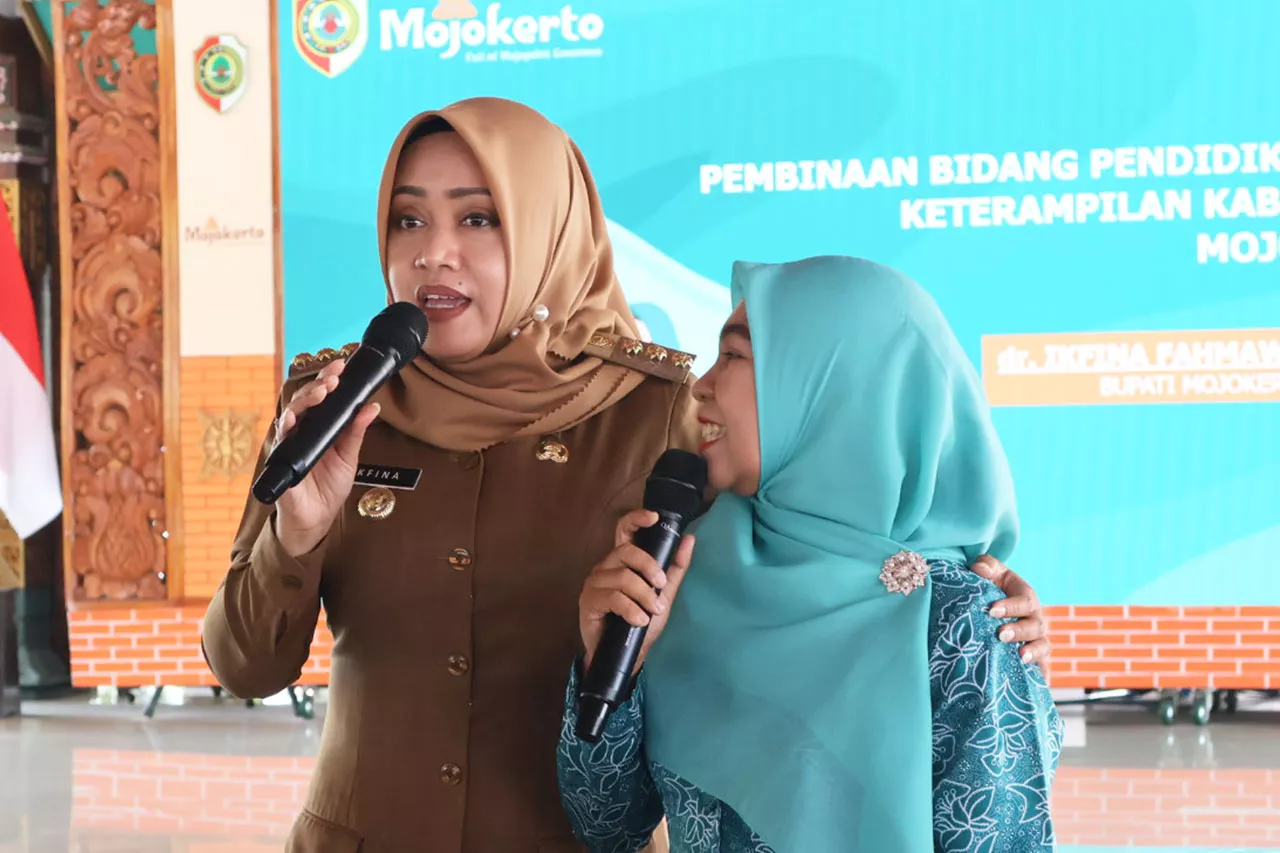 Bupati Ikfina Dorong Program Gelari Pelangi di Mojokerto