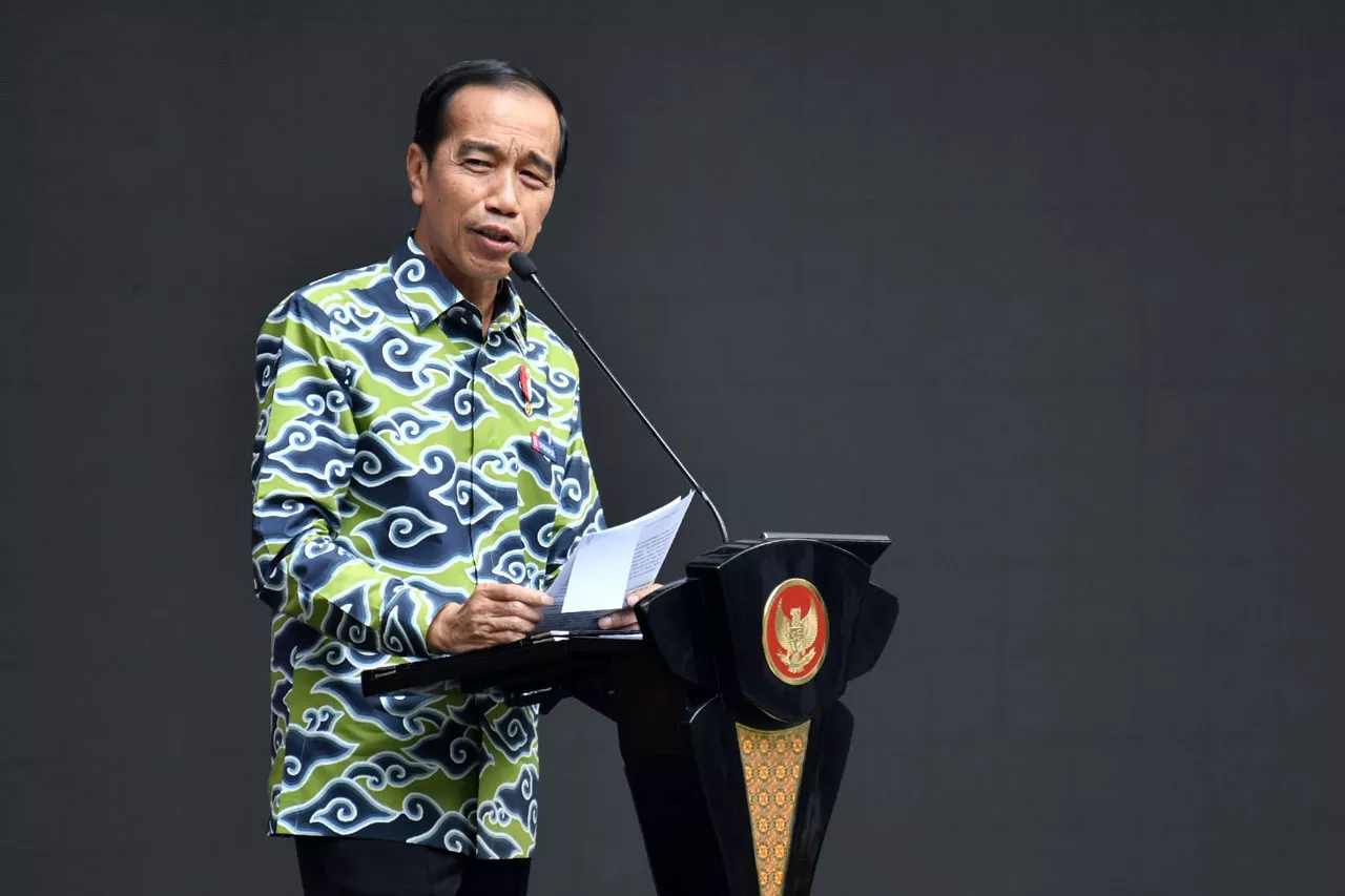 Membuka Investor Daily Summit 2023, Jokowi Tekankan Pentingnya Ekspor