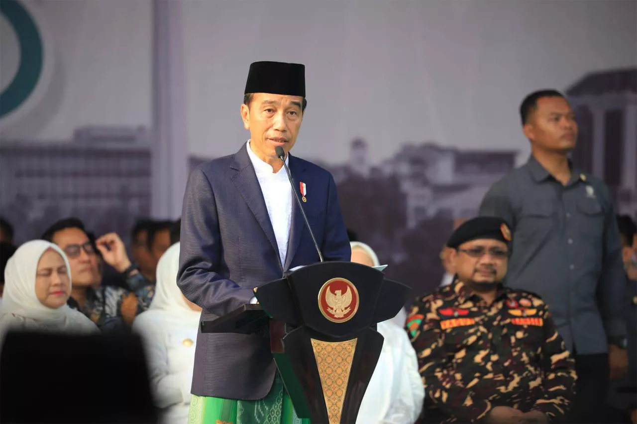Memimpin Apel Hari Santri 2023, Presiden Mengenang Awal Adanya Hari Santri Nasional