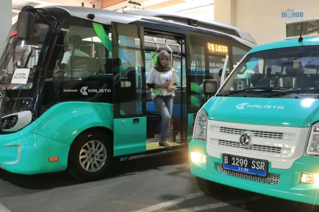 Bus Piala Dunia U-17 Surabaya Sukses Angkut Penonton dengan Antrean Super Panjang