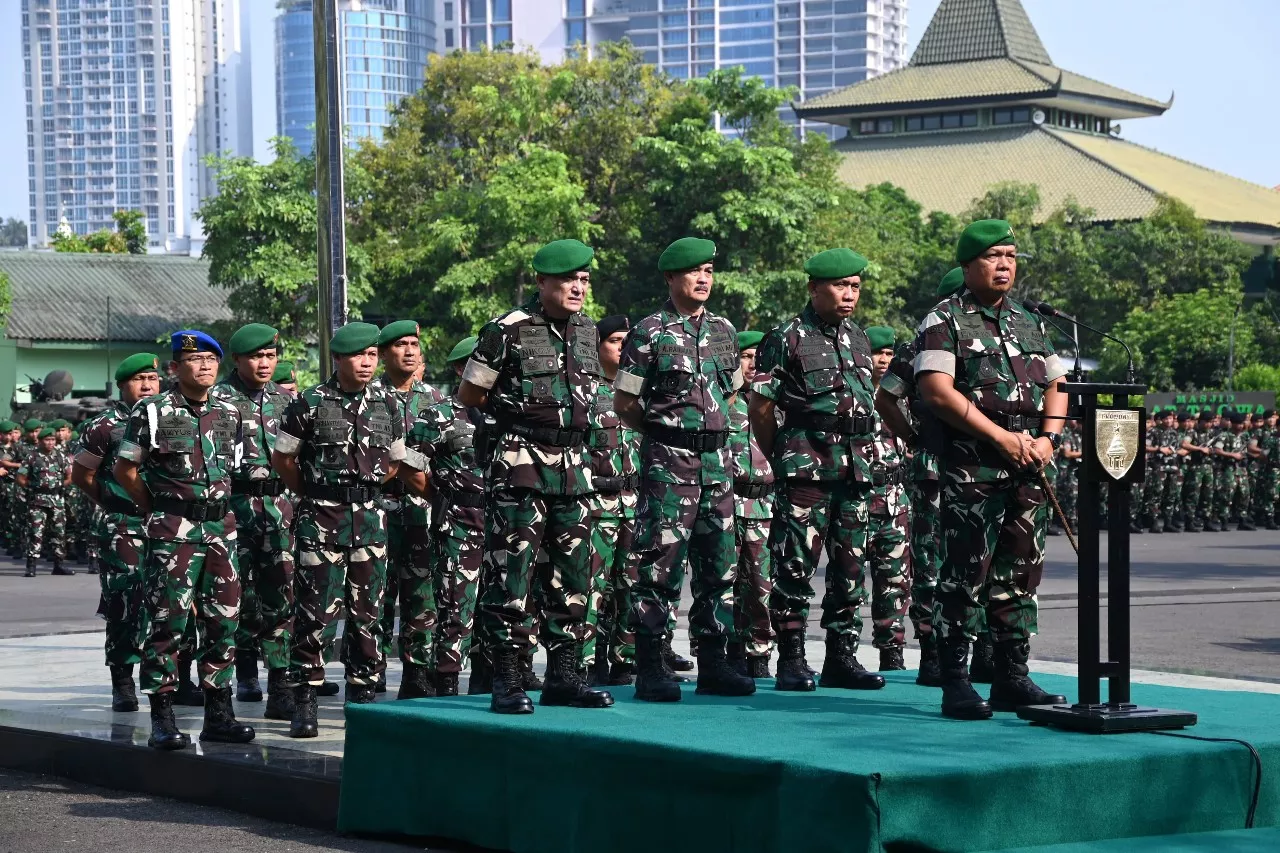KASAD Jenderal Agus Subiyanto Pimpin Apel Kesiapan Pengamanan Pemilu 2024