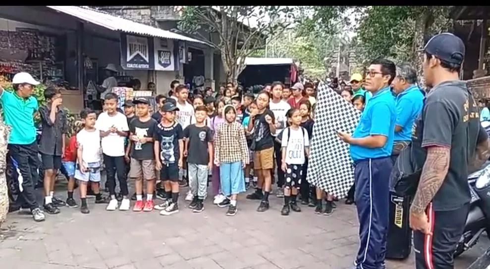 HUT Ke-28 LPD Desa Adat Selat Gelar Jalan Sehat Berhadiah, Bendesa Adat dan Kades Apresiasi Positif