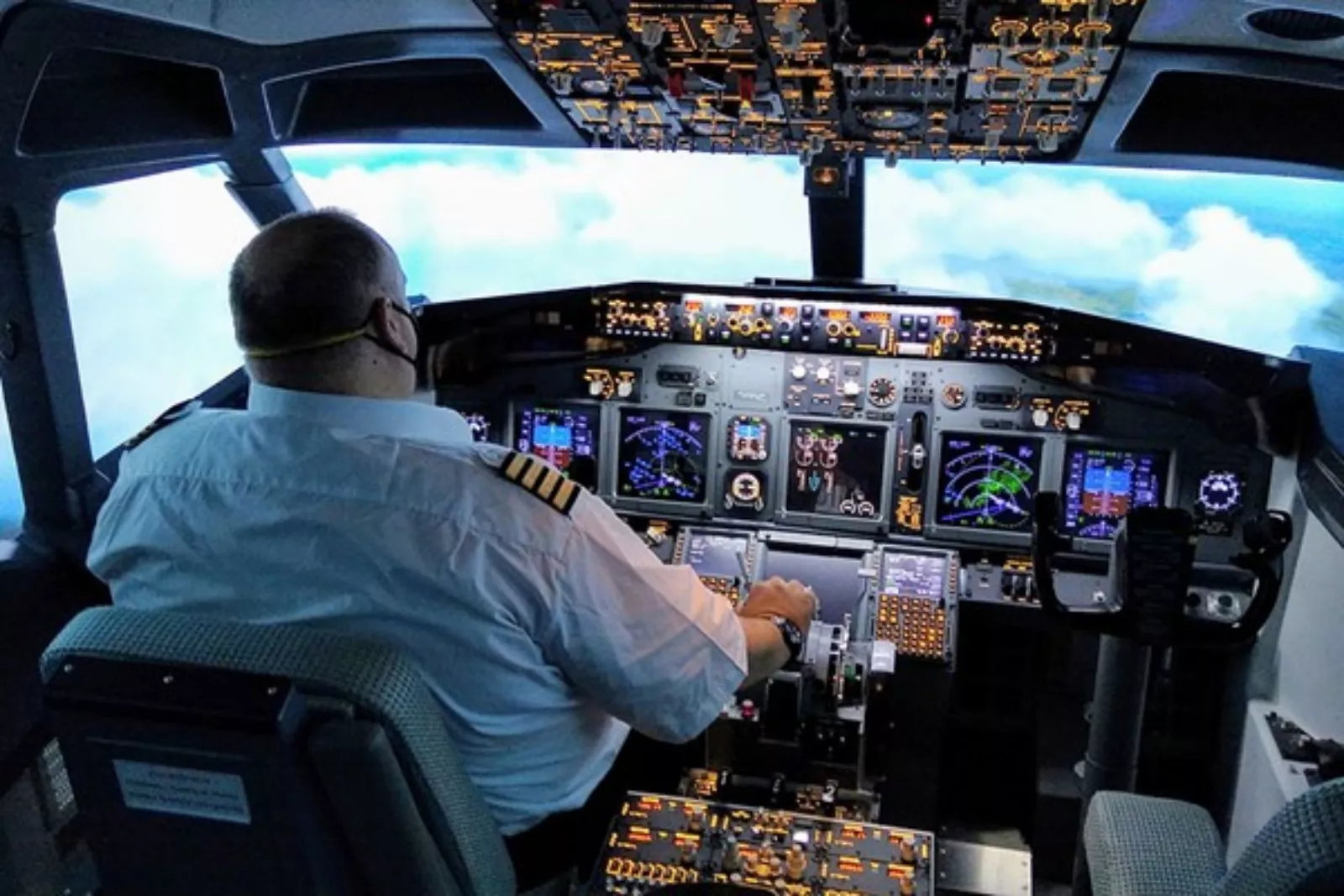 Danpuspenerbal Tinjau Kesiapan Flight Simulator di Senerbal Juanda