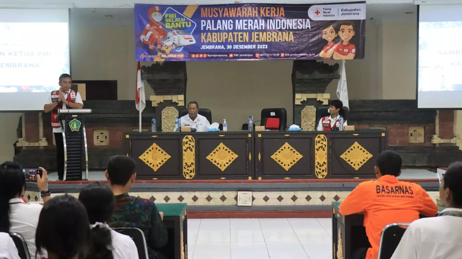 Wabup Ipat Ingatkan PMI sebagai pengayom masyarakat