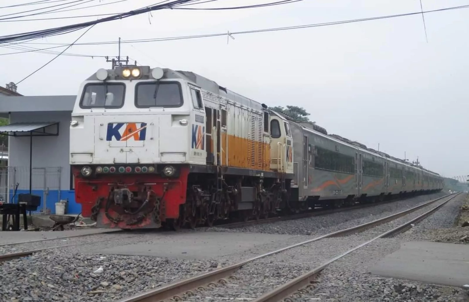 Jalur Ganda Kereta Api Mojokerto-Sepanjang Resmi Beroperasi