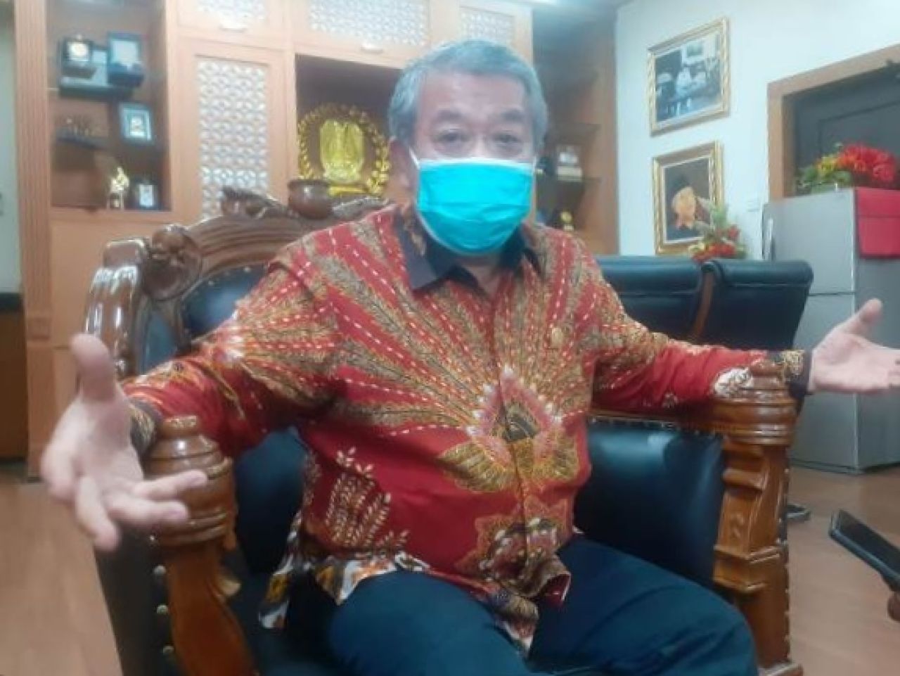 Ketua DPRD Jatim, Kusnadi