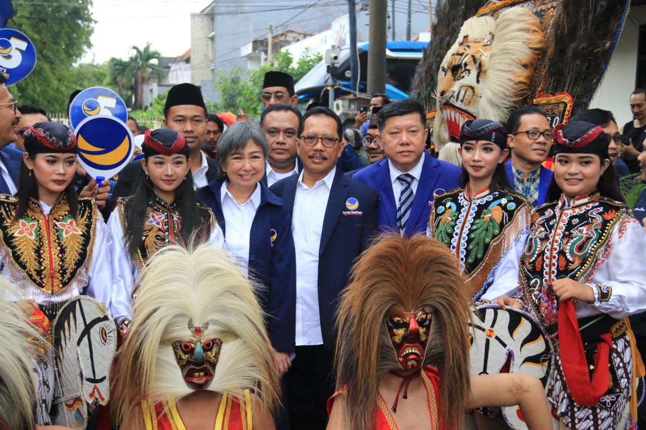 Daftarkan Caleg ke KPU, NasDem Targetkan Juara di Jatim