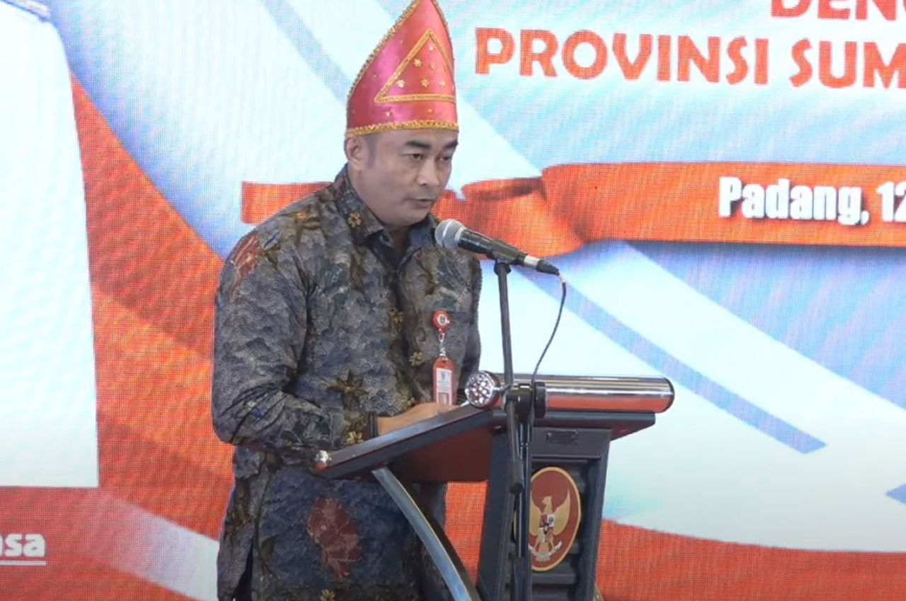 Misi Dagang Jawa Timur dengan Sumatera Barat, di Kota Padang, Sumatera Barat, Senin (12/6/2023).