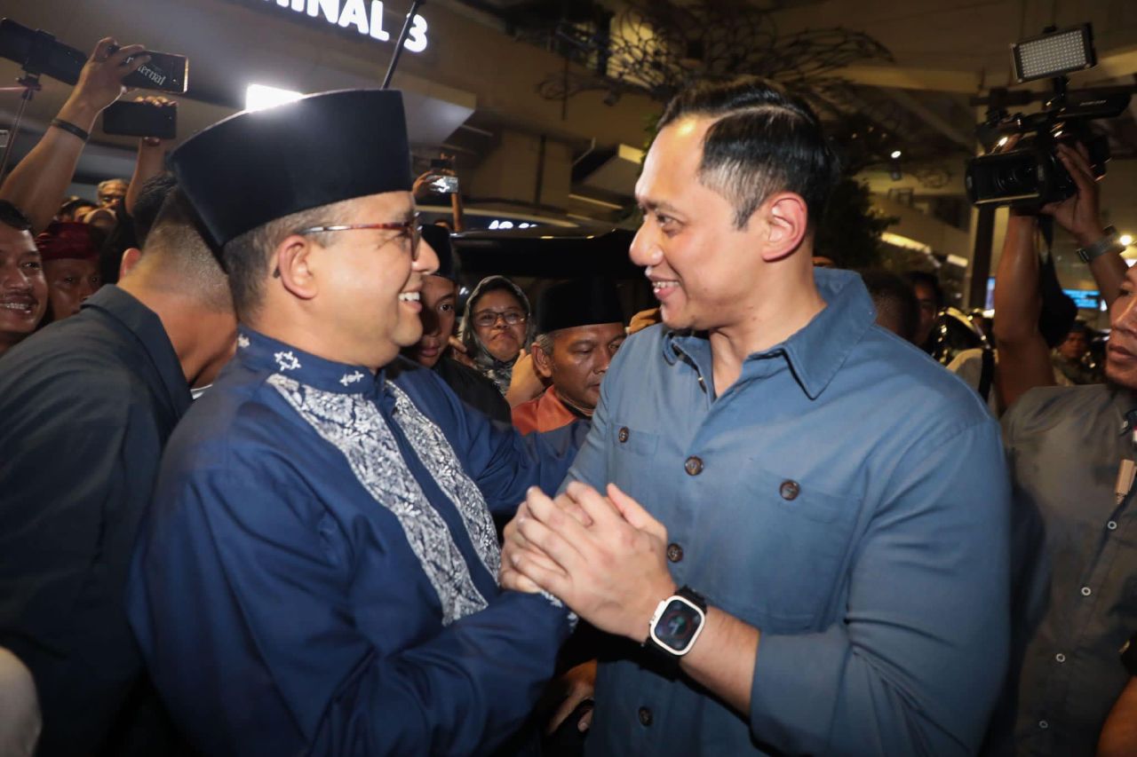 AHY Sambut Kedatangan Anies dari Tanah Suci, Tidak Ada Agenda Politik