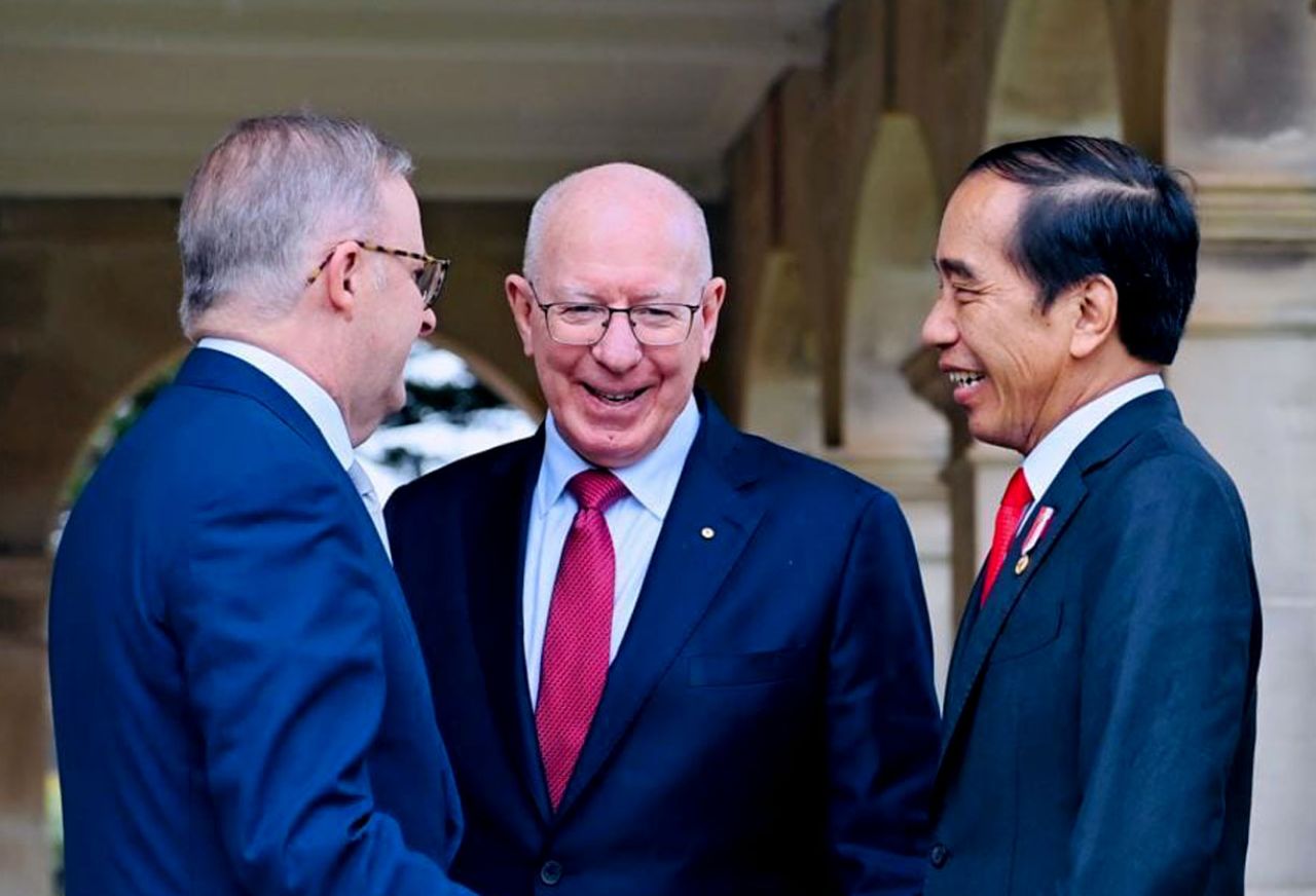 Jokowi bersama dua pemimpin Australia, Gubernur Jenderal David Hurley dan Perdana Menteri Anthony Albanese
