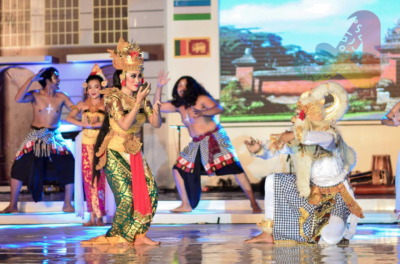 Penampilan tari dari Mengwi Bali © Fudaili/ARTIK