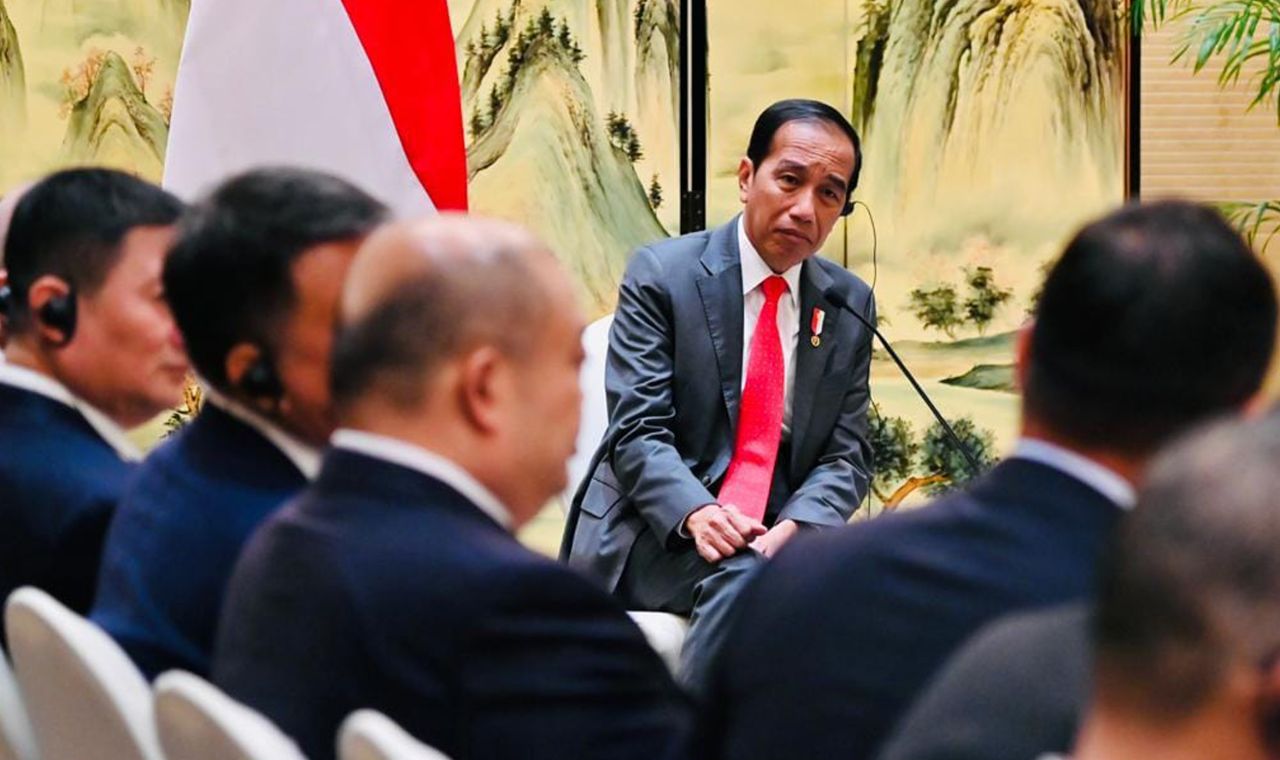 Jokowi bersama Pengusaha Tiongkok di Shangri La Hotel, Chengdu