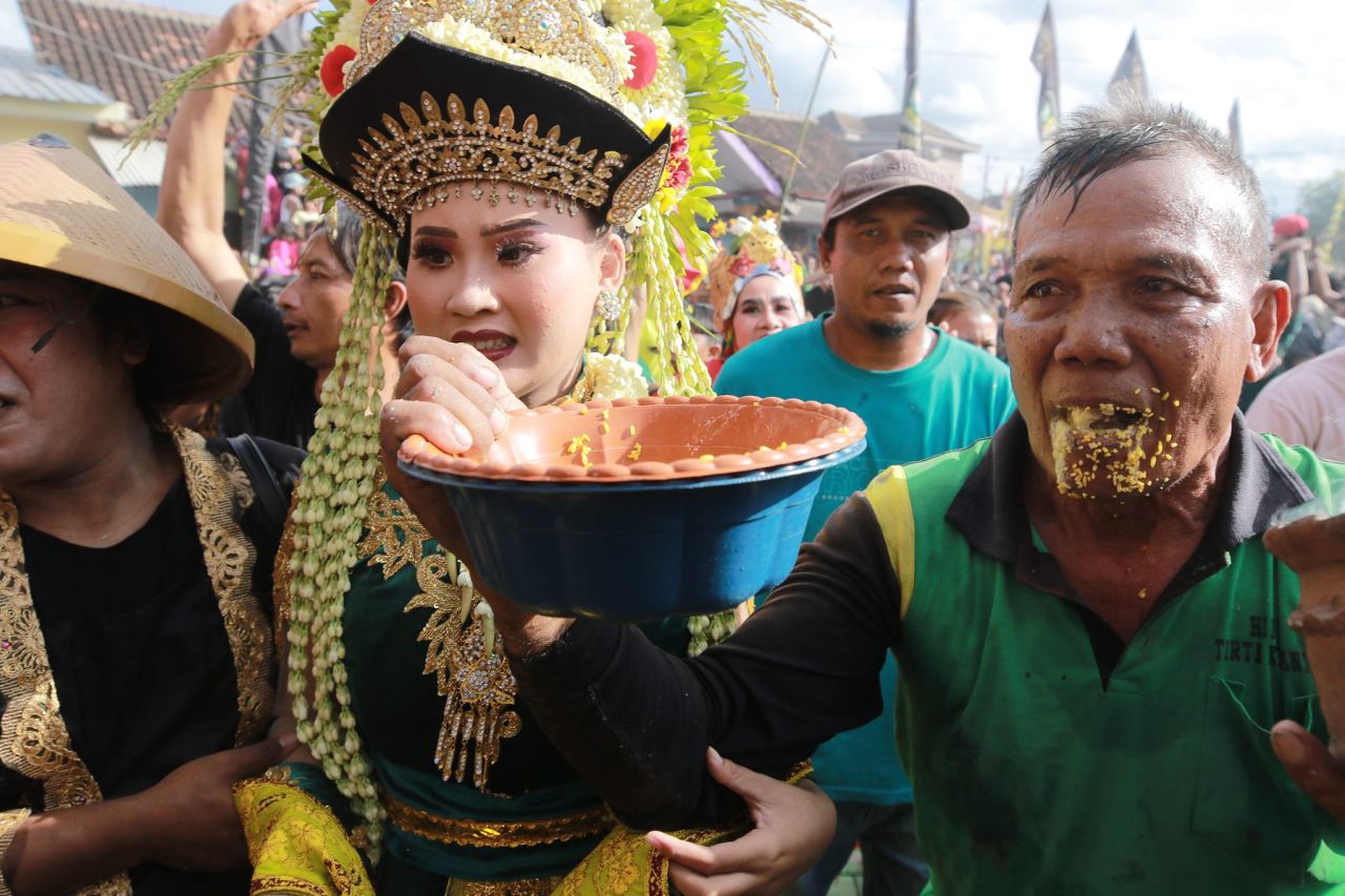 Keunikan Tradisi Keboan di Rogojampi, Banyuwangi.