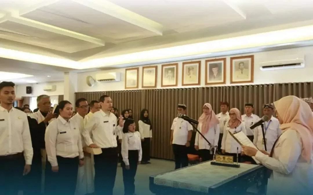 Bupati Ipuk Fiestiandani Lantik 116 CPNS di Lingkungan Pemkab Banyuwangi Jadi PNS