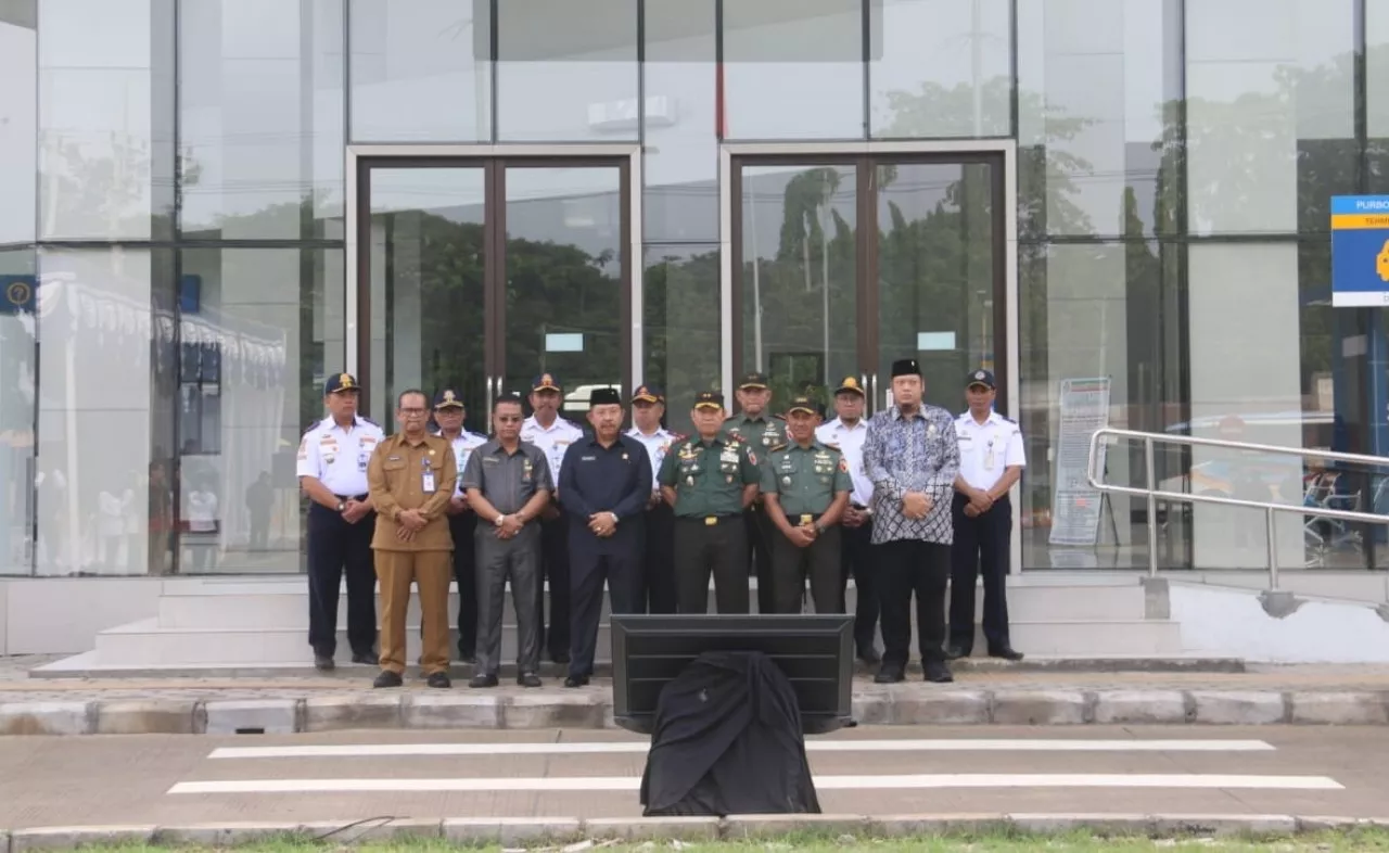 Mayjen TNI Rafael Granada Baay Hadiri Peresmian Terminal Tipe A di Jawa Timur