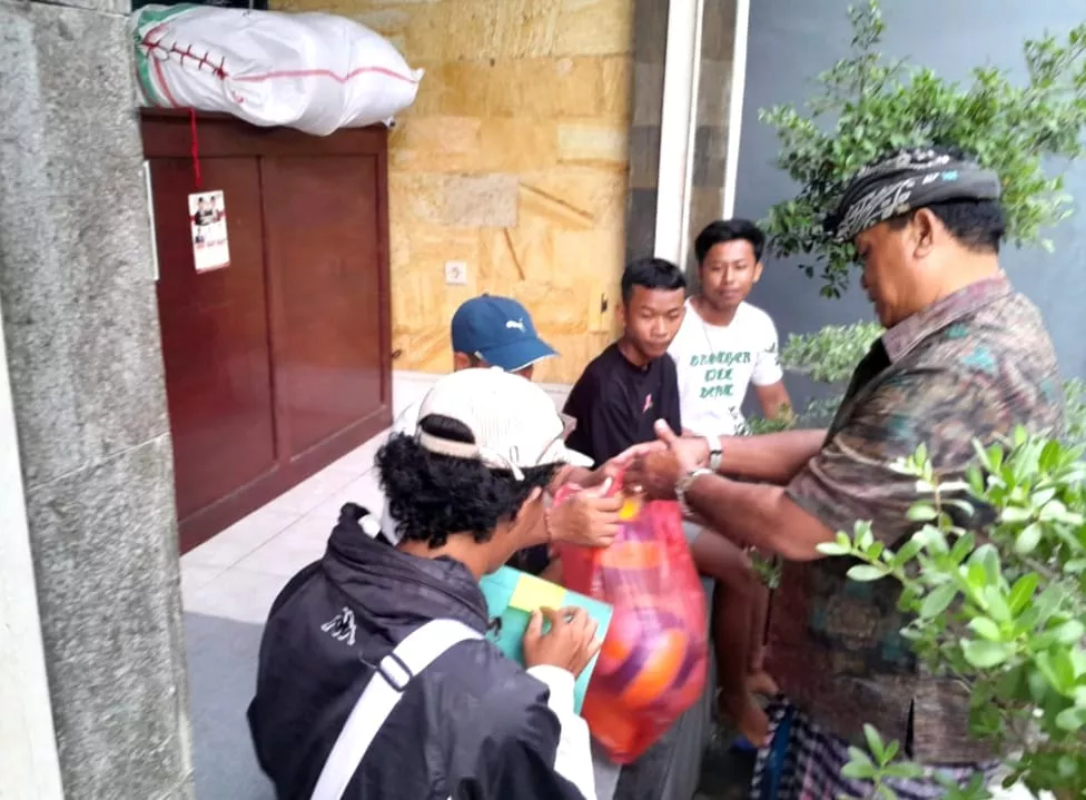 Ketua DPC Partai Gerindra Klungkung, I Wayan Baru, Dukung Pengembangan Bola Volly di Nusa Penida