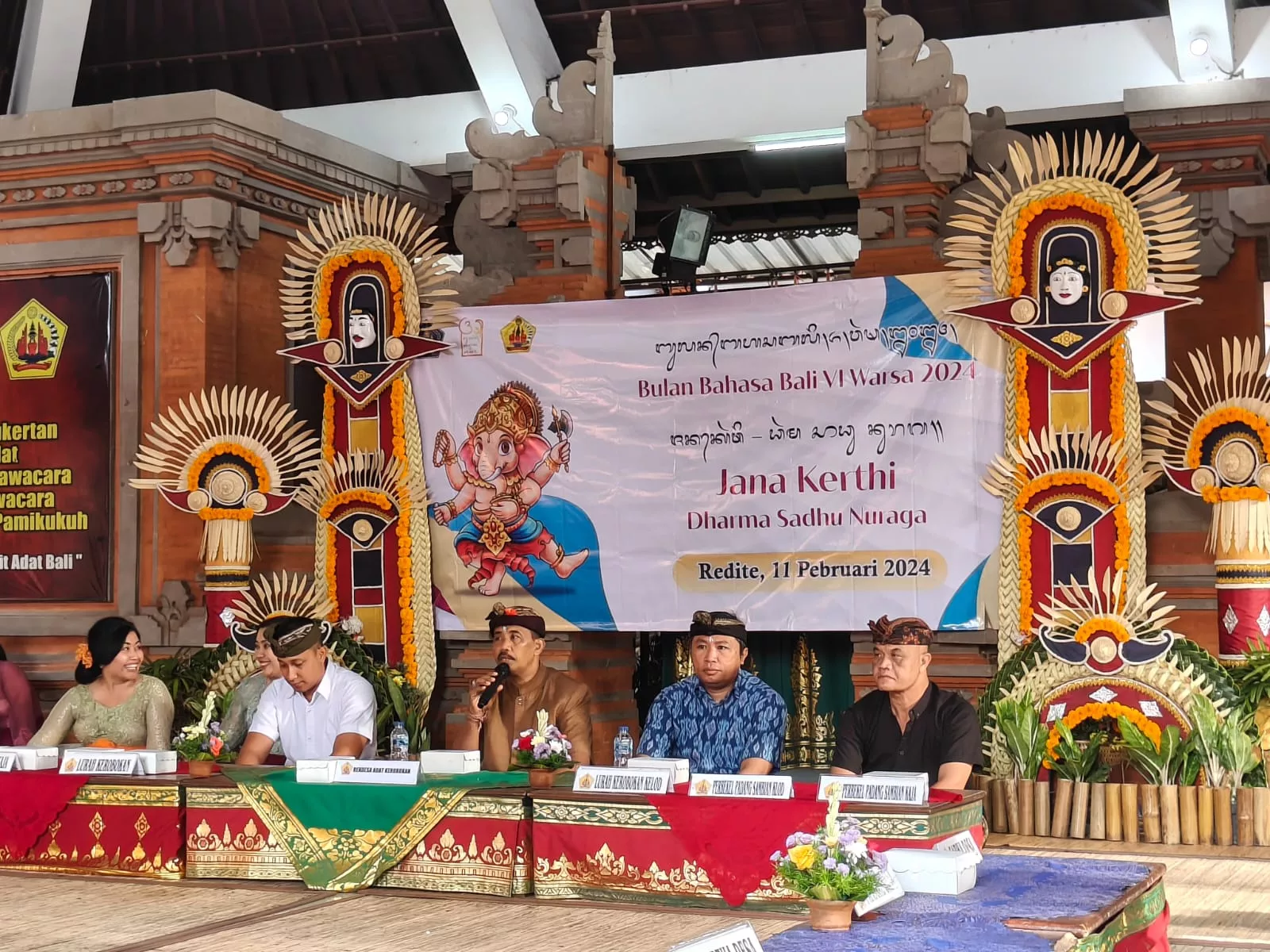 I Gusti Agung Putu Sutarja Hadiri Lomba Budaya Bulan Bahasa di Desa Adat Kerobokan