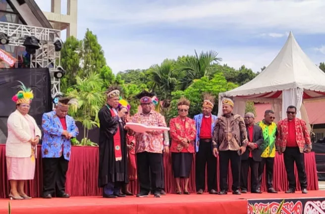 Menelusuri Jejak Misionaris dan Menyaksikan Cahaya Injil di Tanah Papua
