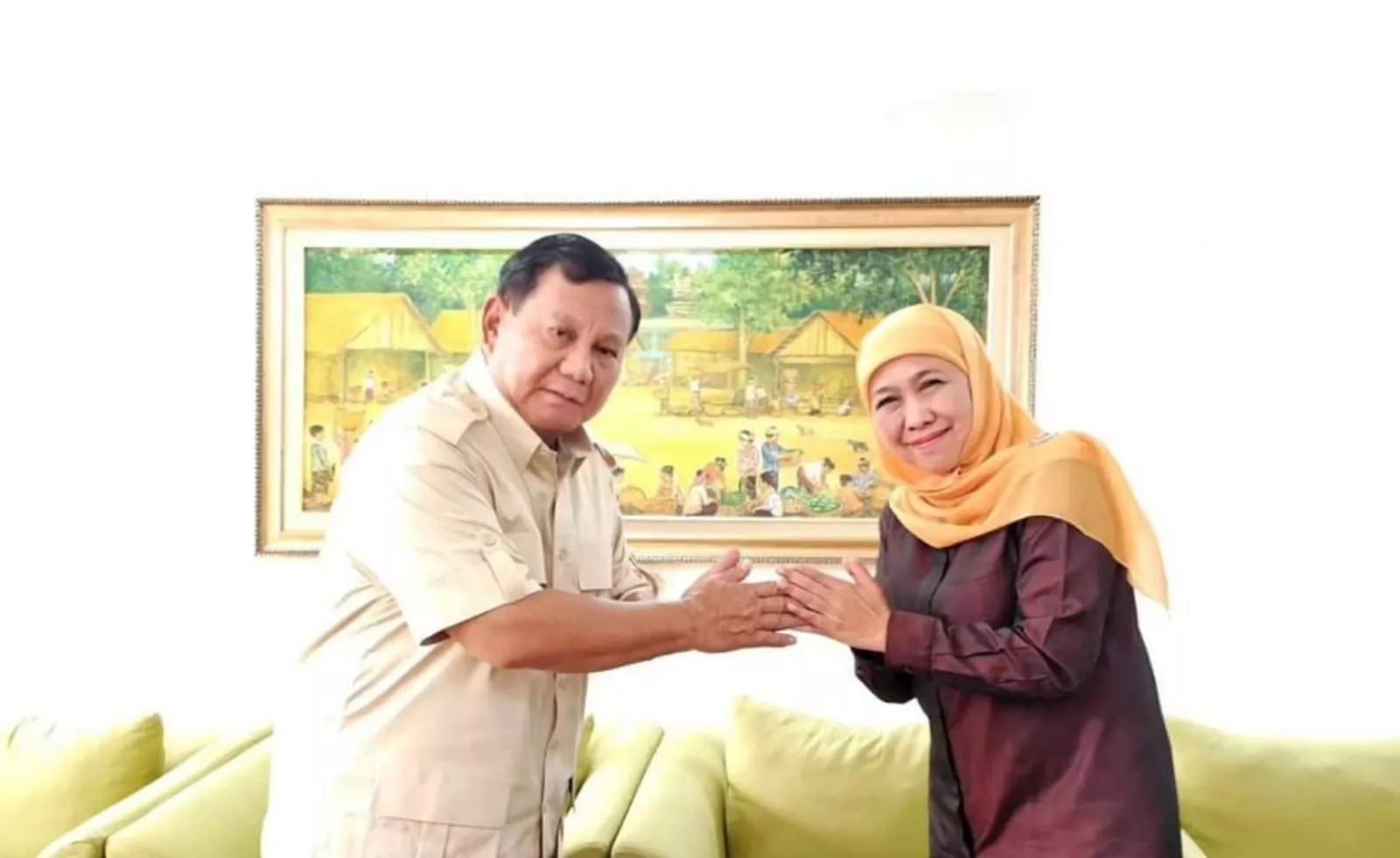Bertemu di Bandara Halim, Khofifah Indar Parawansa Ingatkan Prabowo