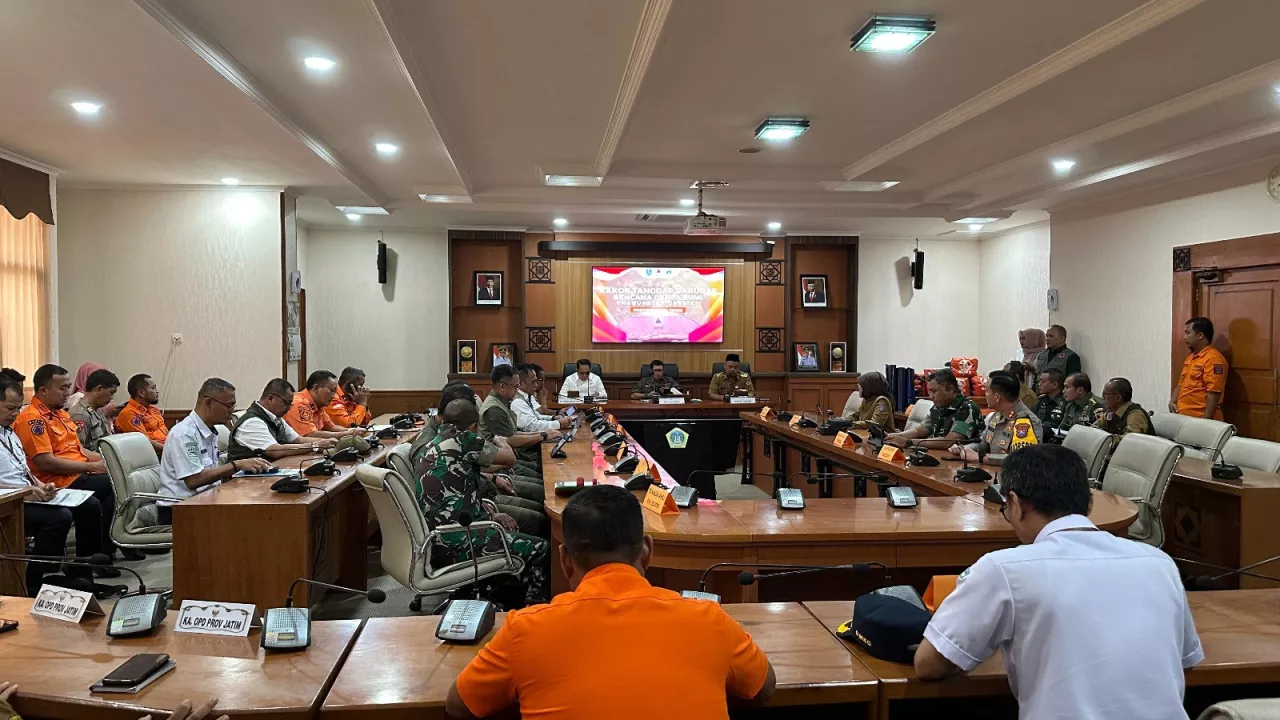 Rapat Koordinasi Tanggap Darurat Bencana Digelar di Gresik Pasca Gempa Bawean