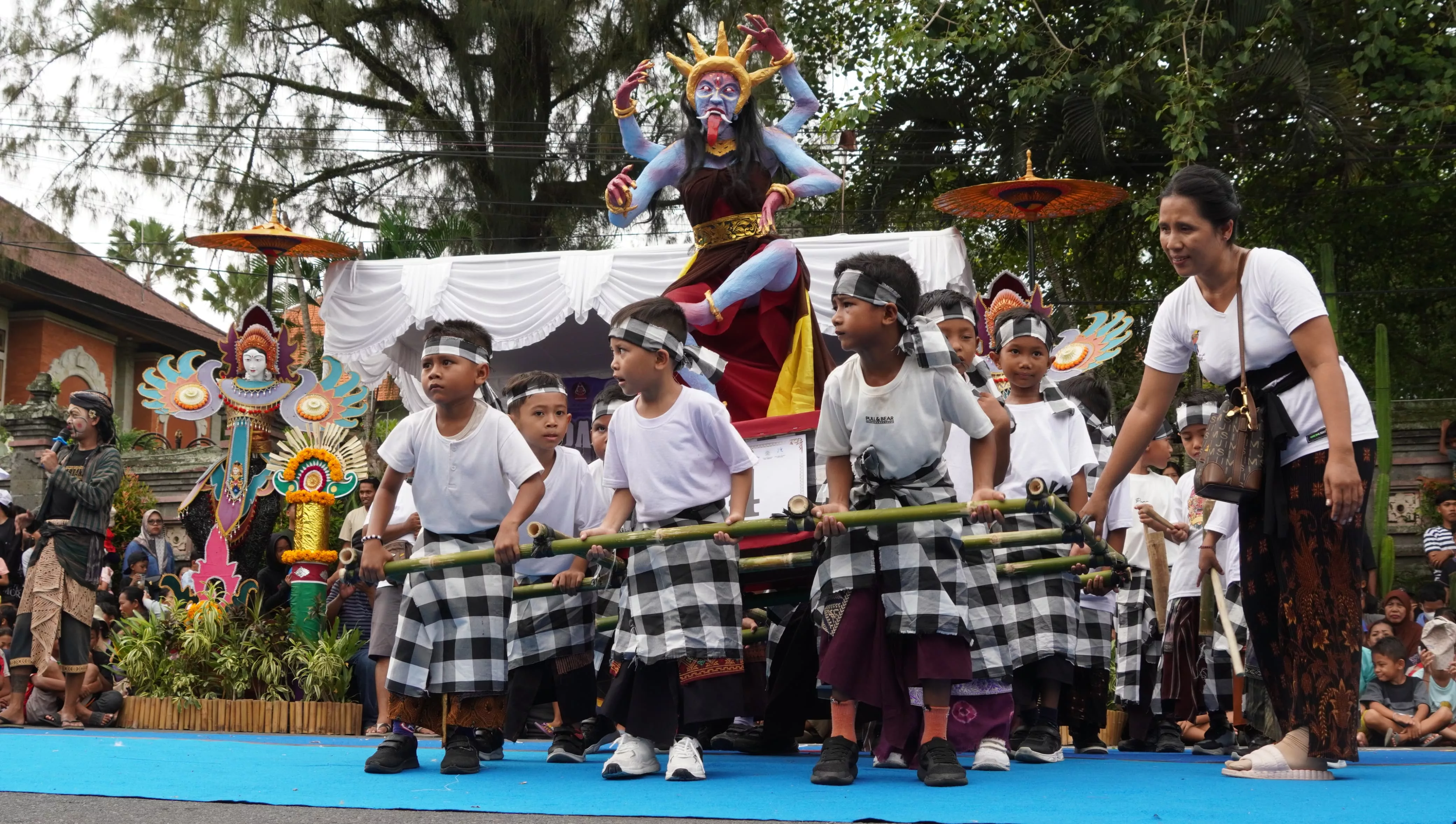 Ratusan Anak PAUD di Jembrana Meriahkan Pawai Ogoh-ogoh
