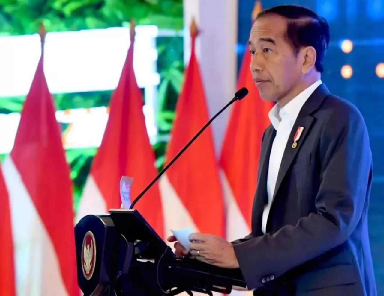 BRI Microfinance Outlook 2024 di Menara BRILiaN, Jakarta, Jokowi Soroti UMi