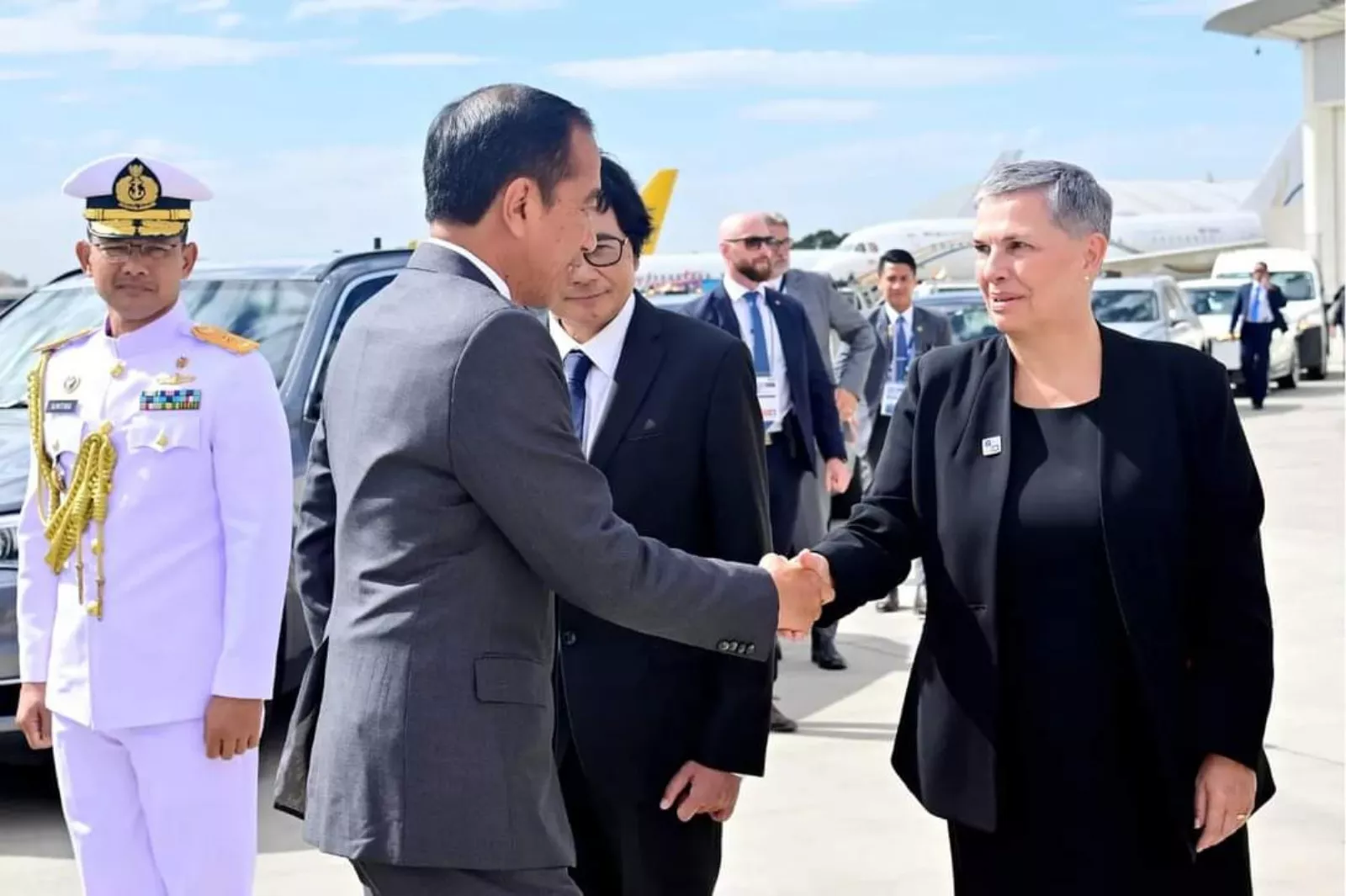 Lepas Landas dari Melbourne Jet Base, Jokowi Sebut Australia Mitra Penghubung Asean-Pasifik
