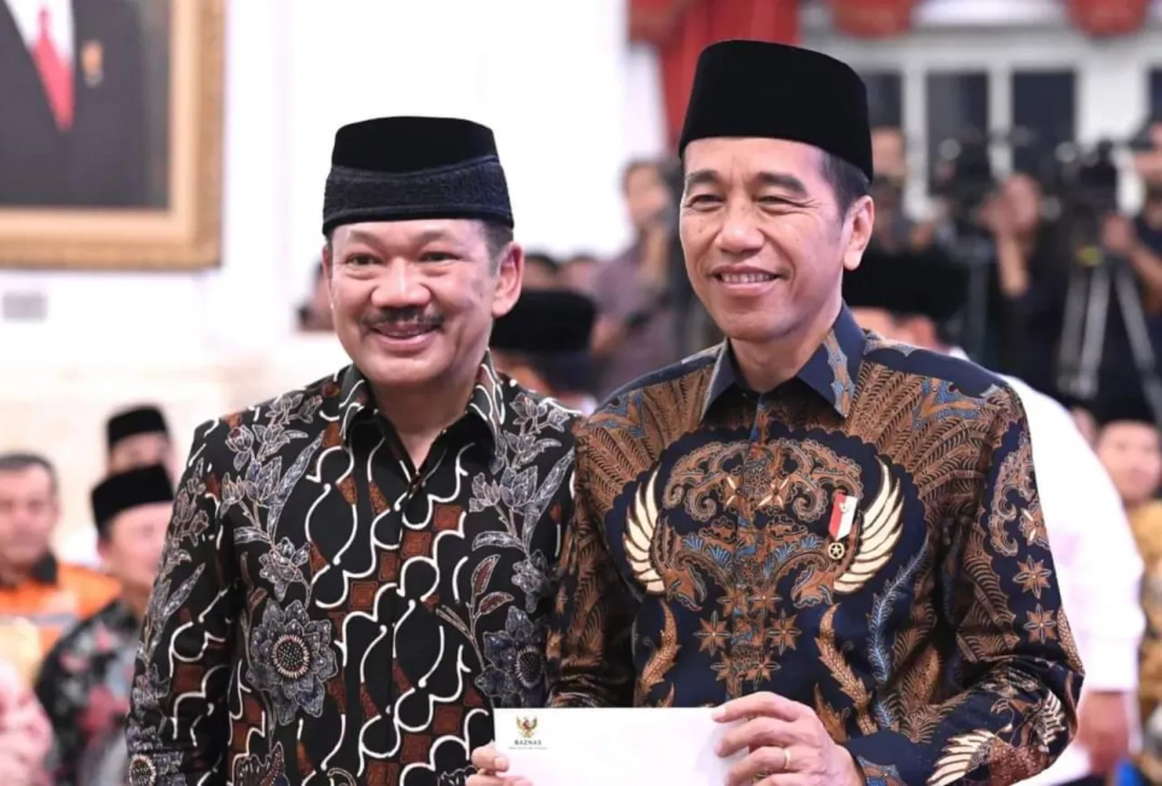 Serahkan Zakat di Istana, Jokowi Ingatkan Baznas Salurkan dengan Sebaik-baiknya