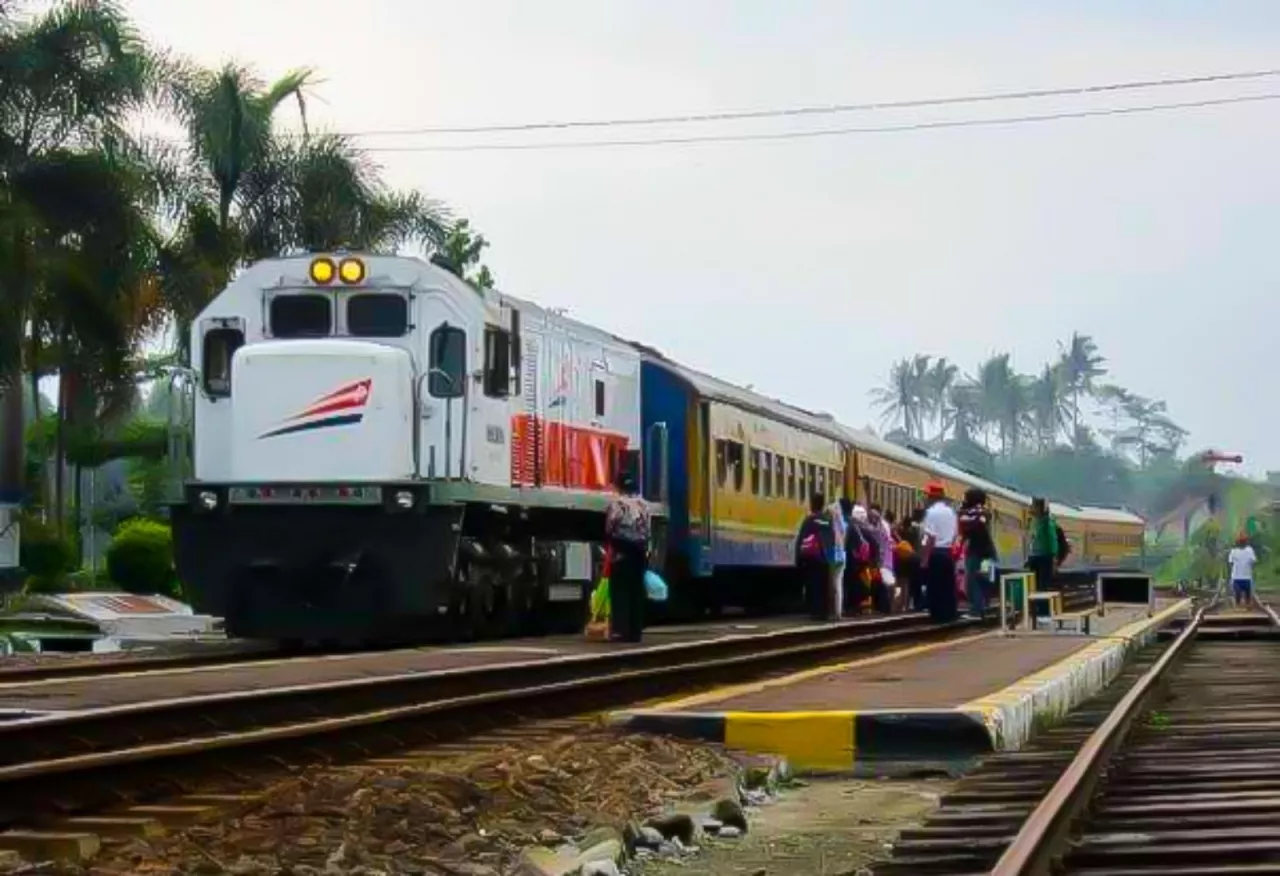 Jalur Kereta Api Daerah Operasi 8 Aman Pasca Gempa Tuban yang Mengguncang Surabaya
