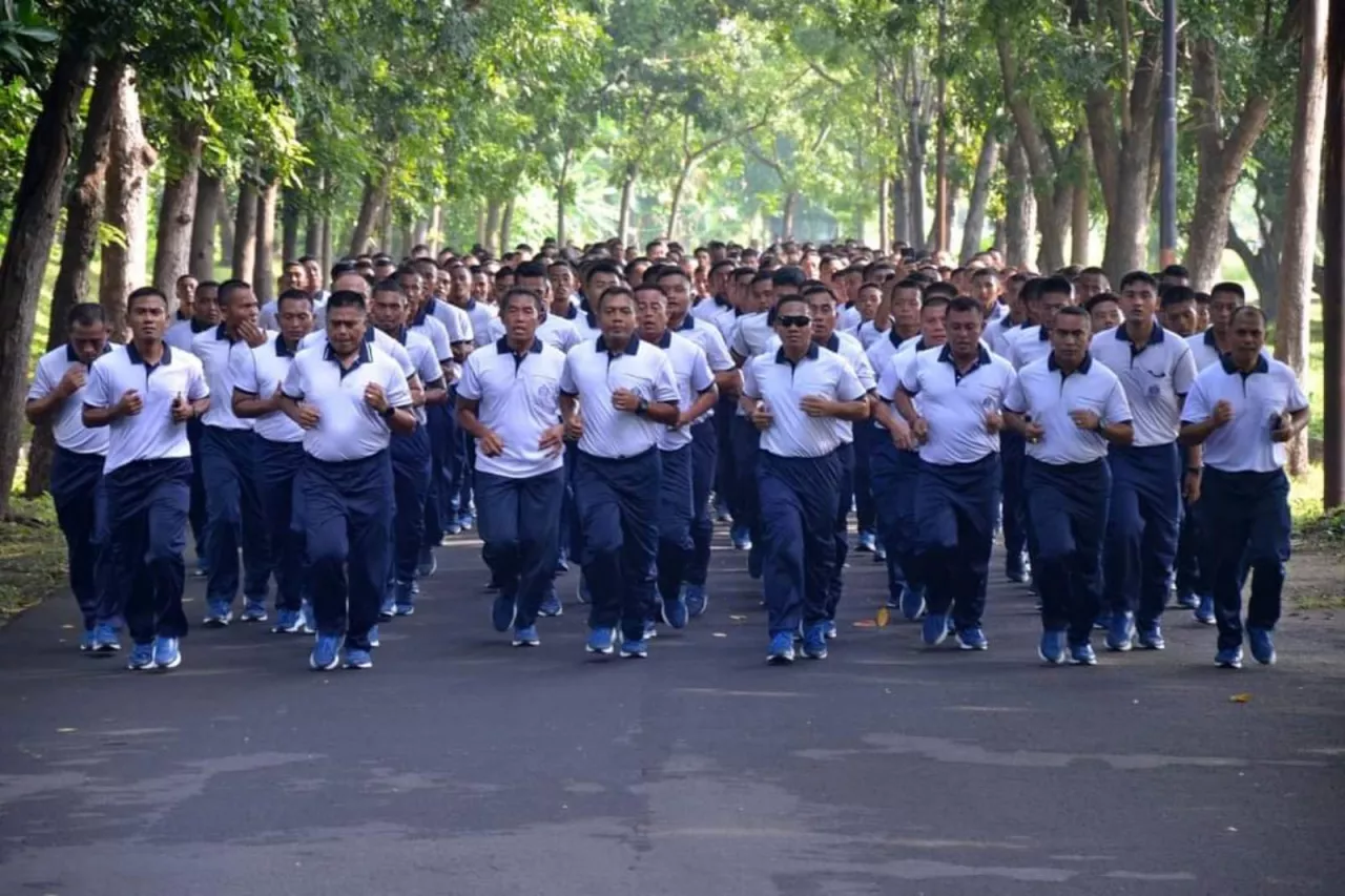 Perkuat Soliditas dan Toleransi, Prajurit Batalyon Infanteri 1 Marinir Gelar Olahraga Bersama