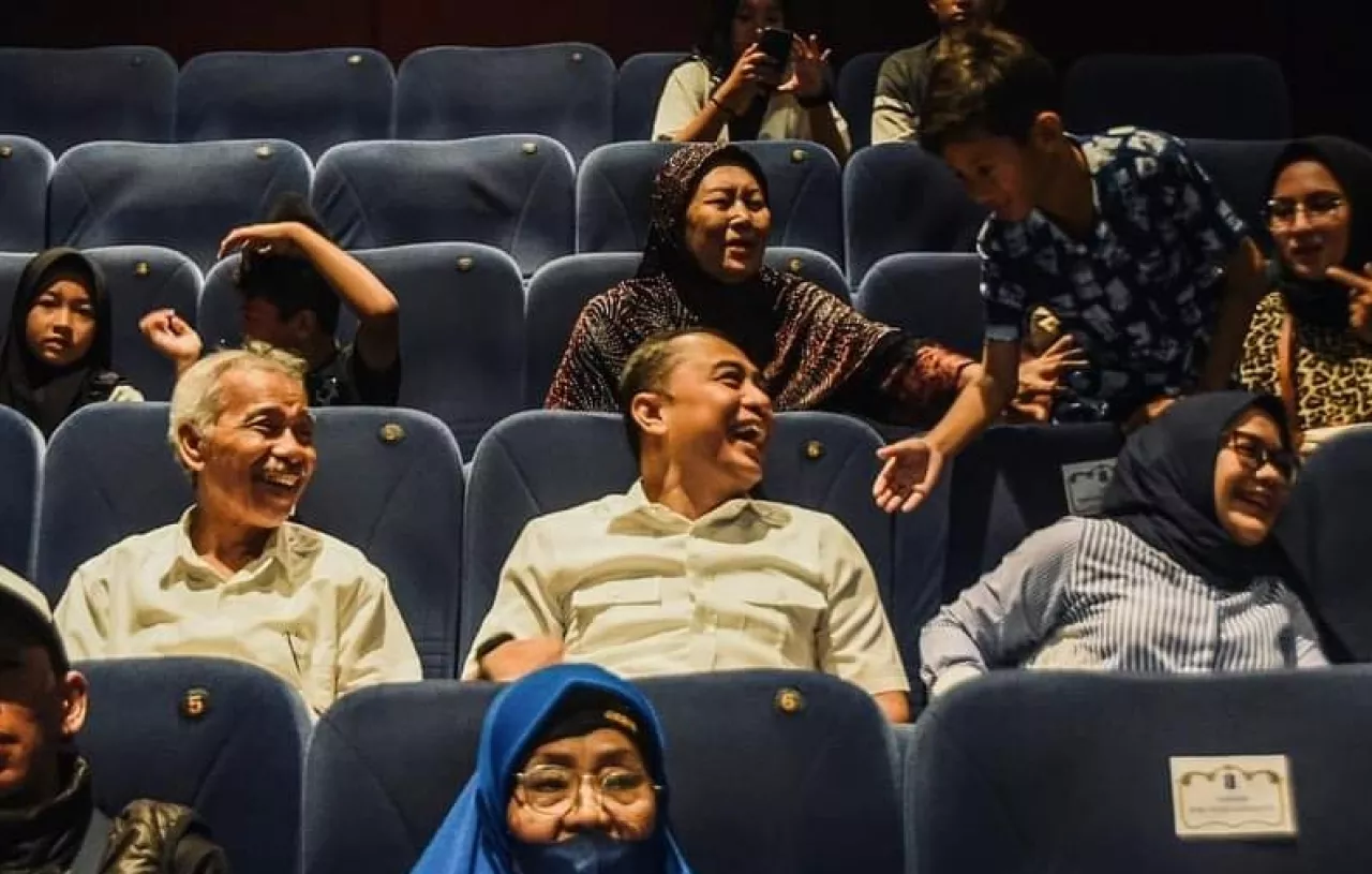 Wali Kita Eri Cahyadi Nonton Bareng Film "Kartolo Numpak Terang Bulan" di XXI TP