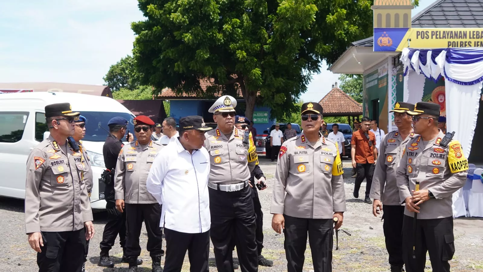 Pastikan Keamanan Mudik, Bupati Tamba Dampingi Kapolda Bali Tinjau Pelabuhan Gilimanuk