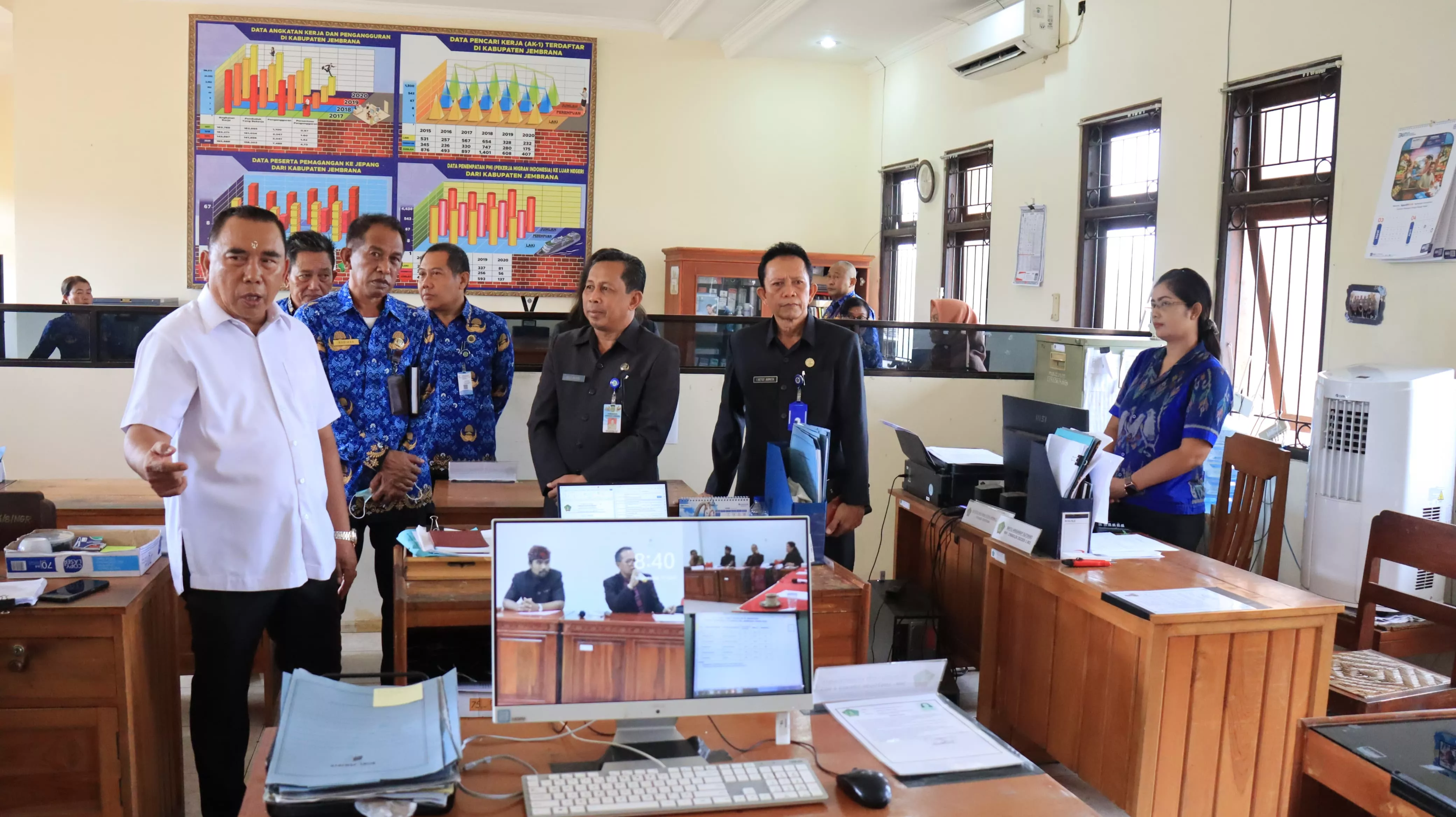 Bupati Tamba Sambangi OPD, Pastikan Pelayanan Berjalan Dengan Baik.