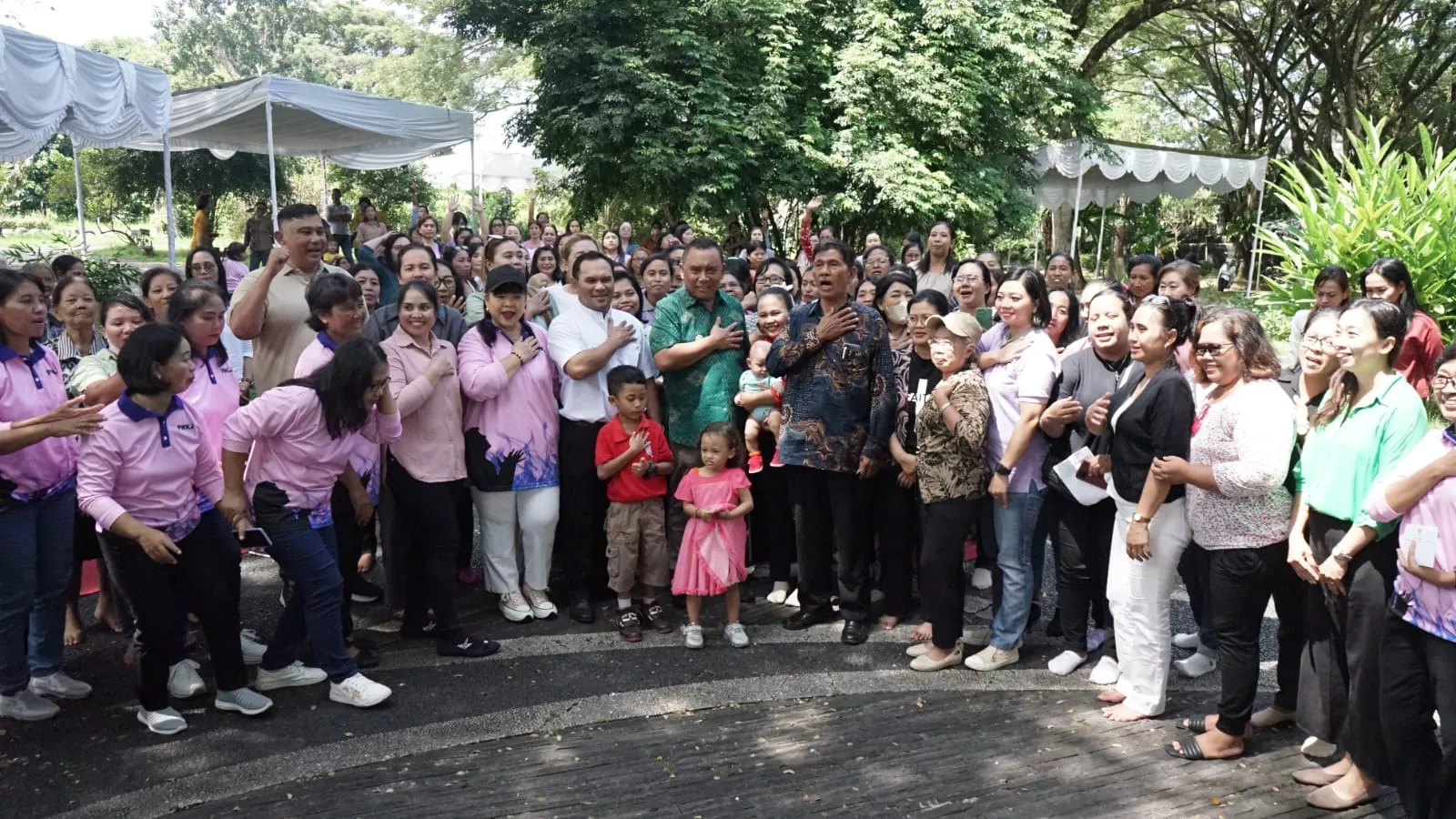 Persekutuan Wanita Kristen Jembrana Rayakan Paskah di Kebun Raya Jagatnatha