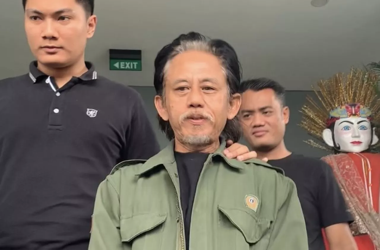 Usai Ditangkap Kang Epy Jalani Pemeriksaan Bersama Yogi Gamblez Terkait Kasus Narkoba Jenis Ganja