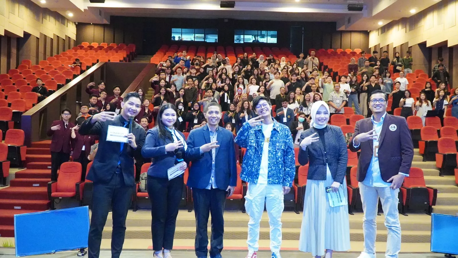 Tingkatkan Efisiensi Penggunaan Komunikasi Digital, Fikom Universitas Ciputra Gelar Kembali KONAIKOM
