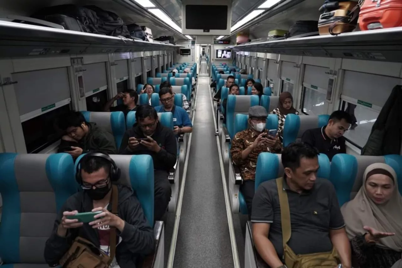 Libur Long Weekend Kenaikan Yesus Kristus, KAI Operasikan 7 Kereta Api Tambahan