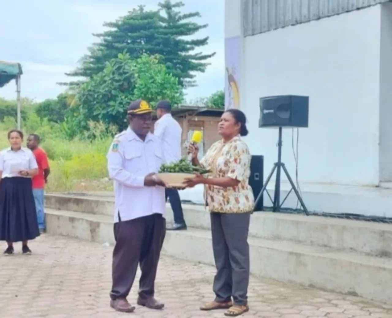 Pemda Nabire Bangun Pasar Sayang Mama Papua untuk Relokasi Para Penjual di Terminal