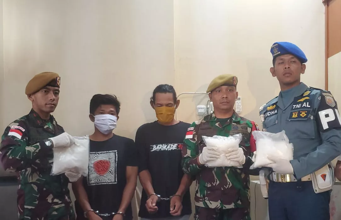 Satgas Pamtas RI-Malaysia Gagalkan Penyelundupan Narkoba 7 Kg di Pelabuhan Tunontaka Nunukan