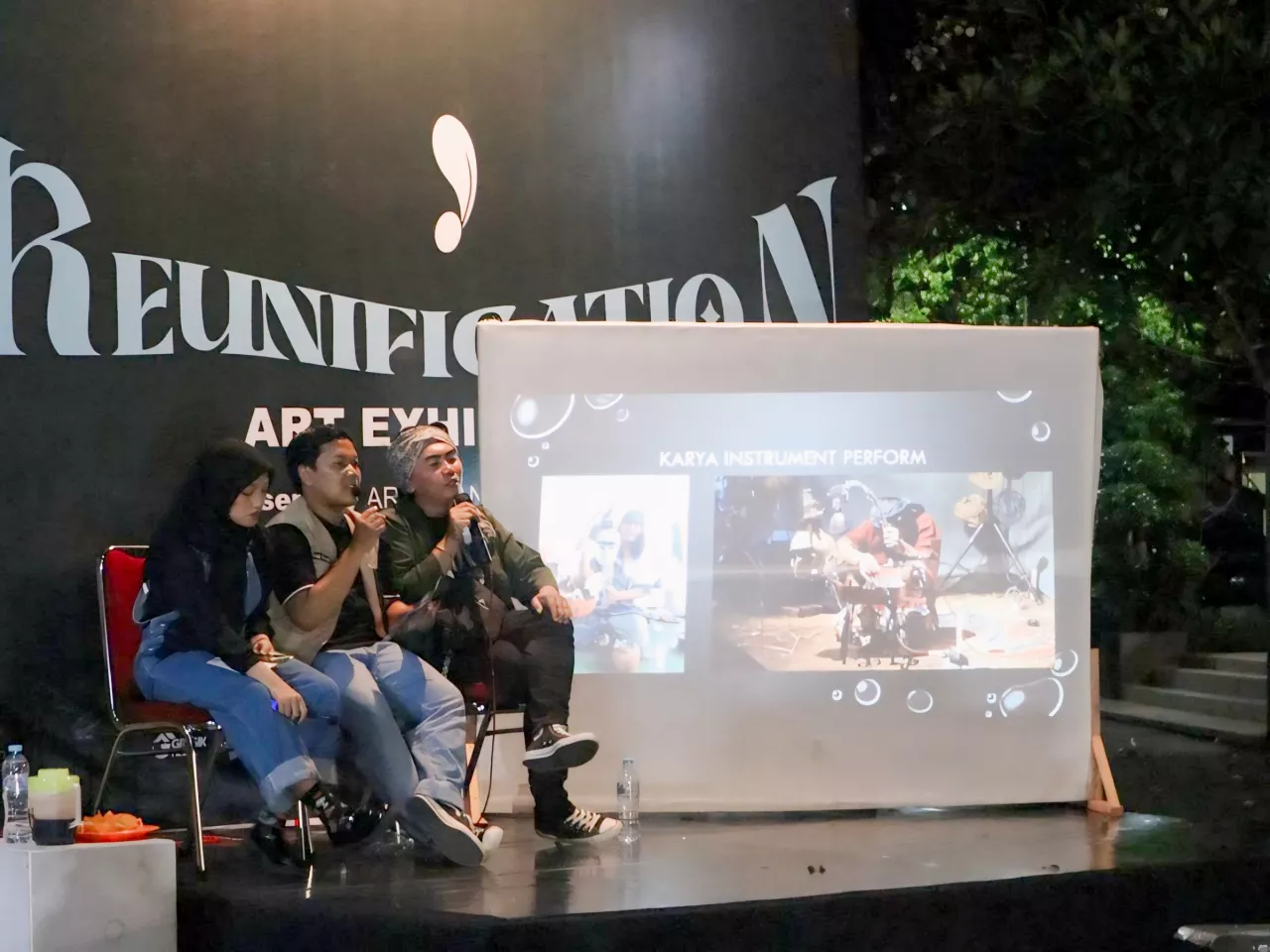 Arah Langkah Kolektif Unesa Gelar Pameran Seni Rupa "Reunification" di Galeri Prabangkara