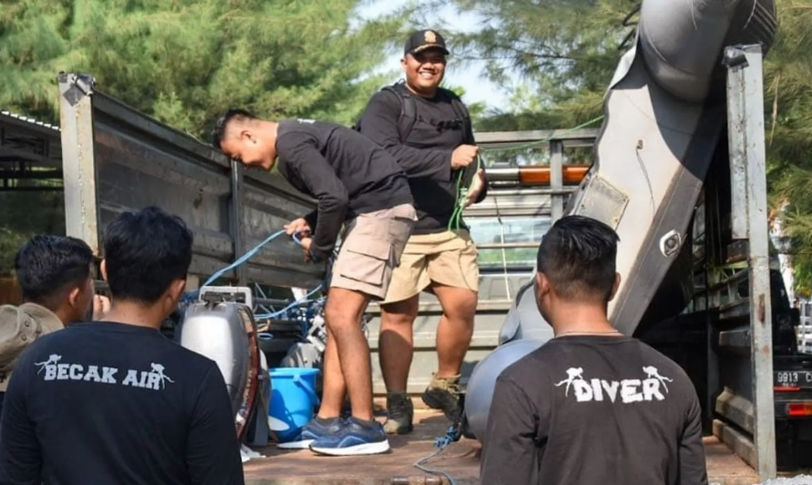 Awasi Penggunaan Alat Tangkap Ikan Ilegal, Satpol PP dan DKPP Surabaya Gencarkan Patroli Laut